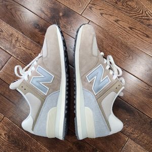New Balance 574 sneakers